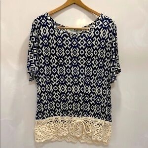 Crotchet Lace Detail Print Top